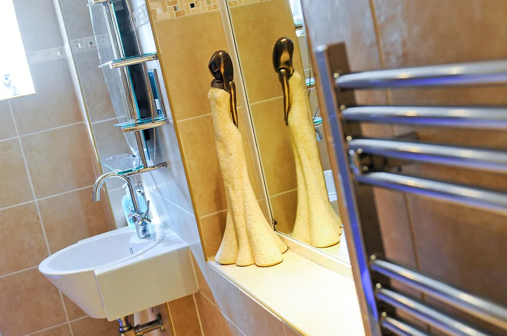 Bed & Breakfast Kantara Guest House Bournemouth