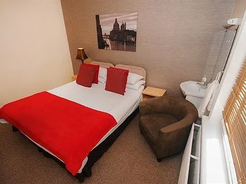 Bed & Breakfast Kantara Guest House Bournemouth