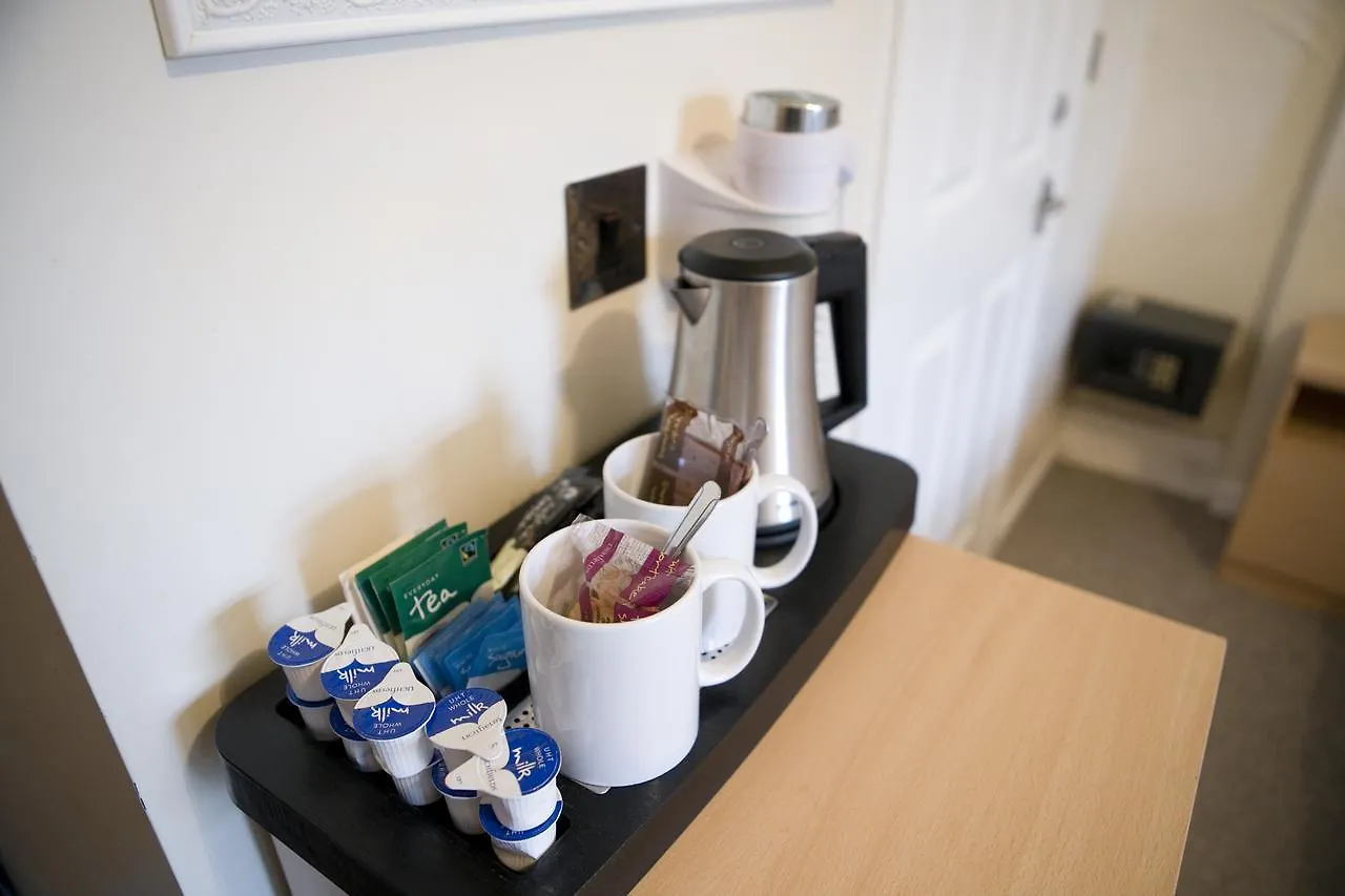 Kantara Guest House Bournemouth 2*,